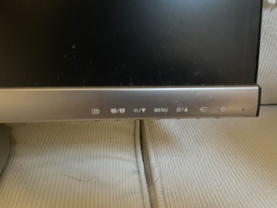 Monitor Asus 27"