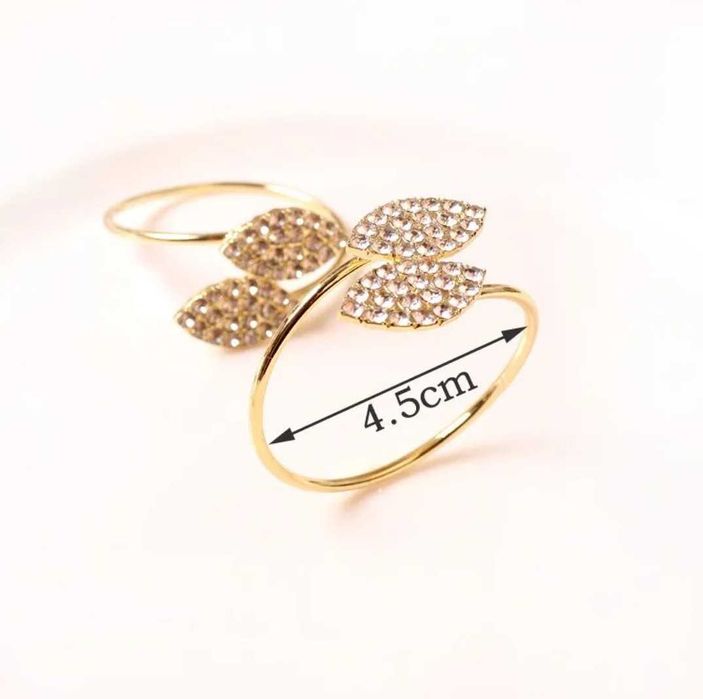 4 sztuki obrączek na serwetki