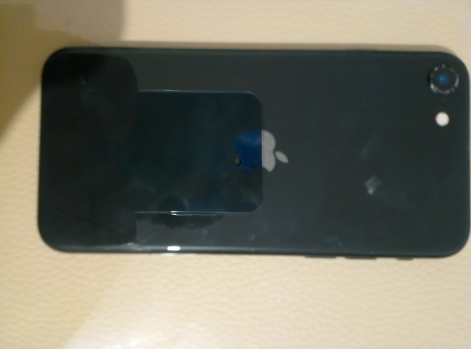 iPhone 11 64GB Preto