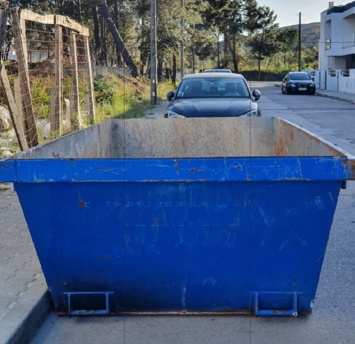 SALVATERRA de MAGOS e SAMORA CORREIA contentores para entulho e lixo