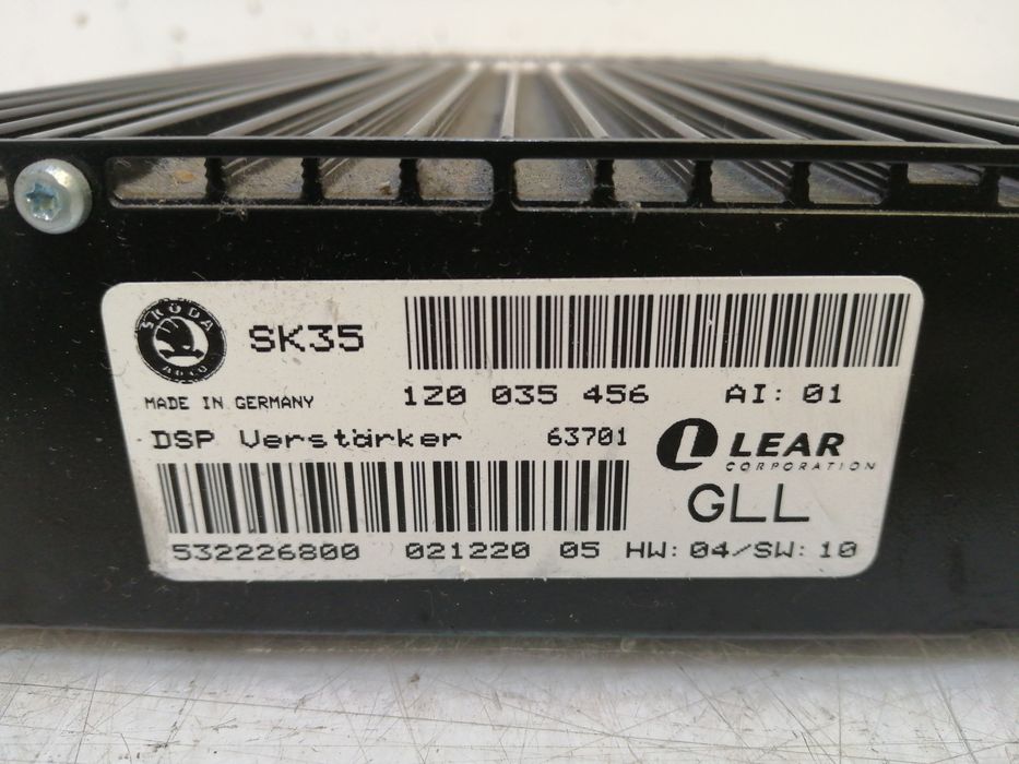 Amplificador de antena - SKODA OCTAVIA II Combi (1Z5) | 04 - 13