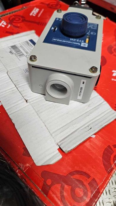 Wyłącznik cięgnowy  056231 XY2 CH13250