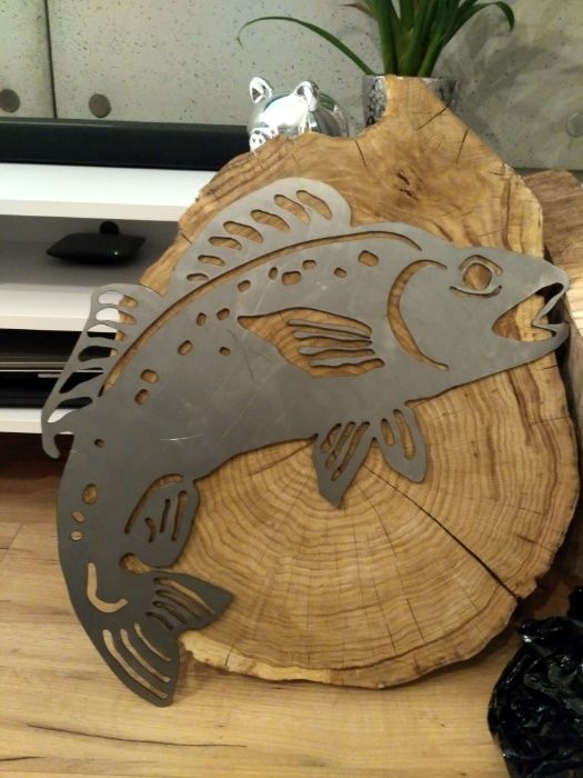 Ryba na szyld, logo karpia, pstrąg, szczupak, reklama firmy, baner