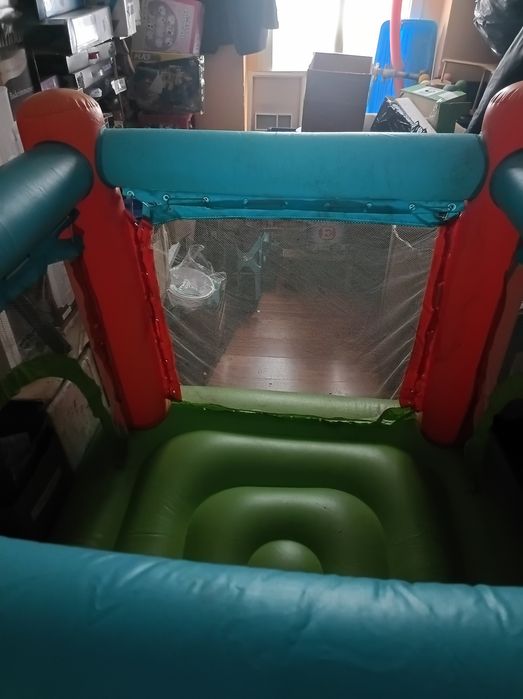 Dmuchana trampolina
