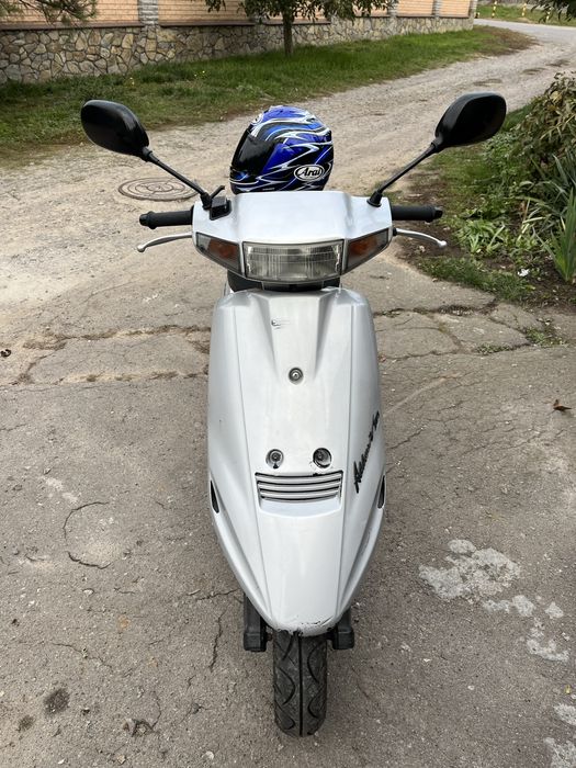 Продам скутер Suzuki Adress v100
