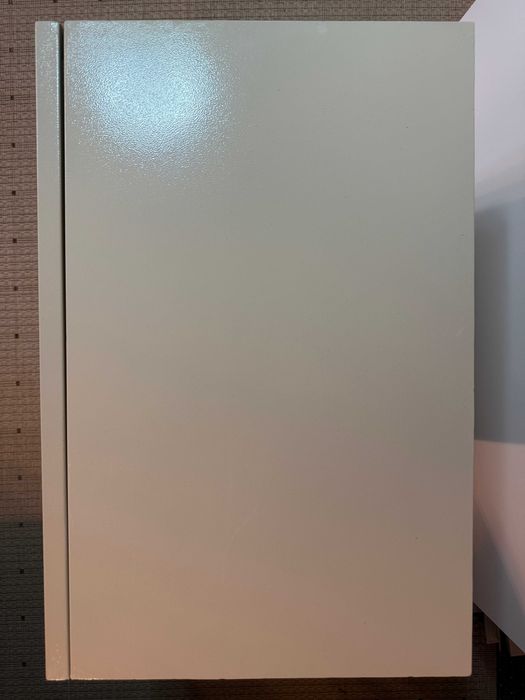 Szafa Rack 19" wisząca 9U 350 szara, drzwi szklane. Zarezerwowana.