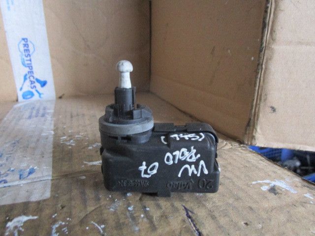 Motor regulação ótica / farol VOLKSWAGEN Polo (9N)