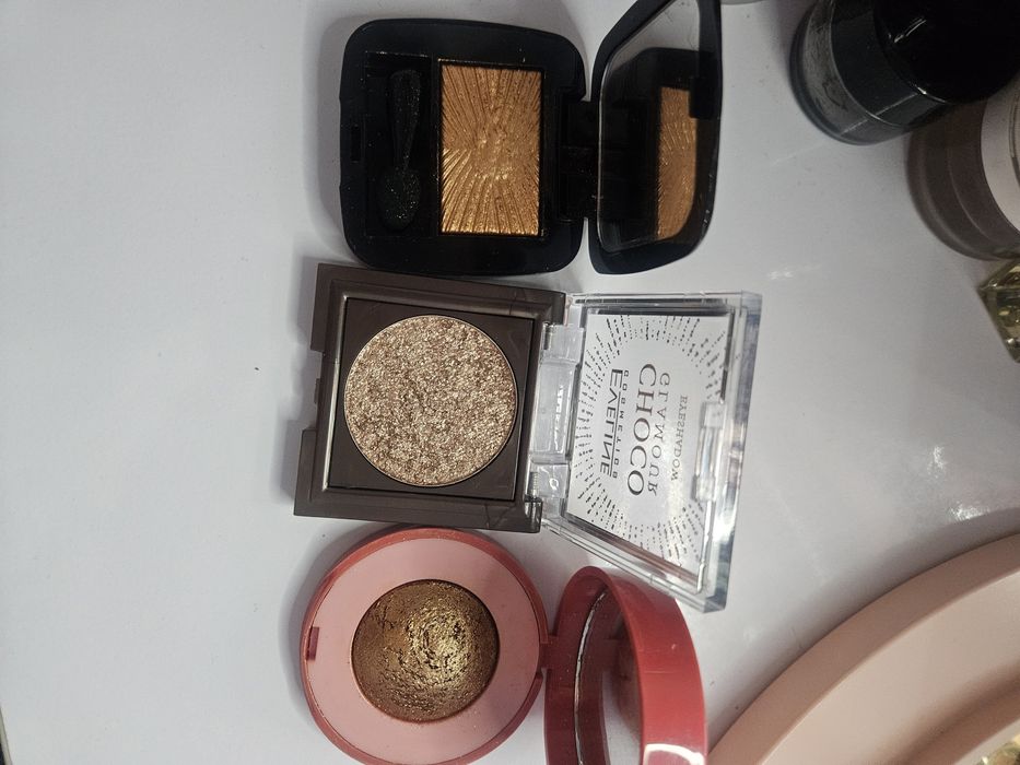 Sisley/PUPA/Eveline/zestaw cieni do powiek/3 sztuki