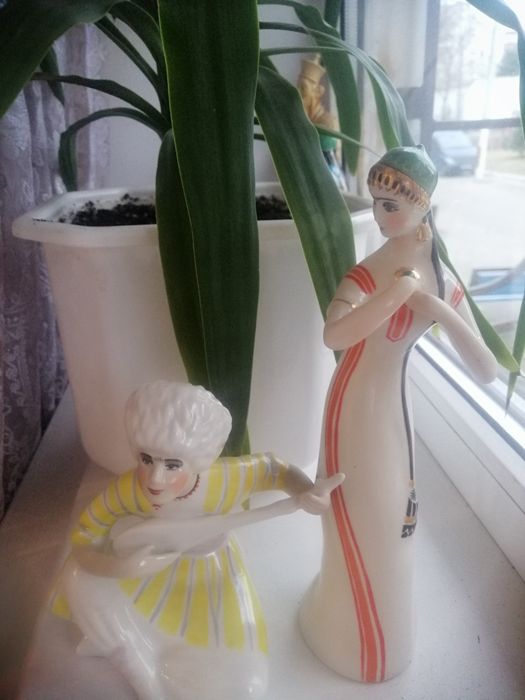 Статуэтки шах Санем и Гариб