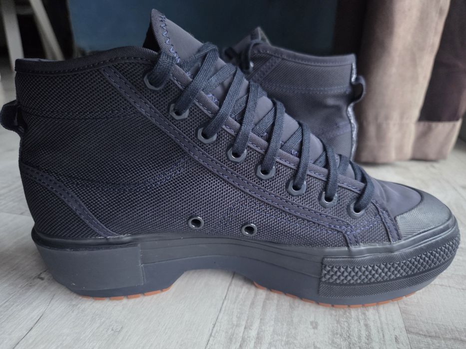 Adidas nizza trek