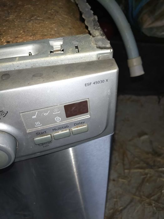 Zmywarka Electrolux Esf55030x