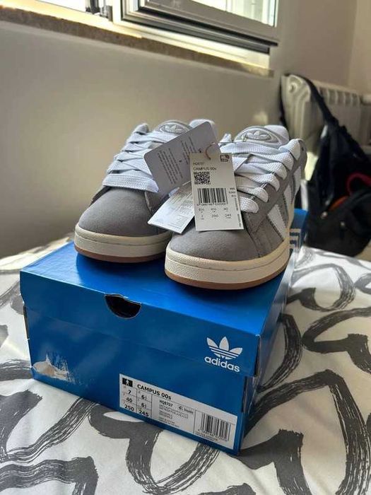 Adidas Campus 42 nowe oryginalne Szary
