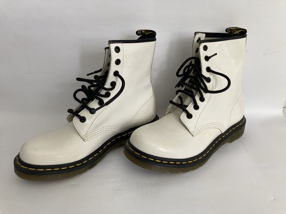 Dr. martens  biale rozmiar UK 6 Oryginalne