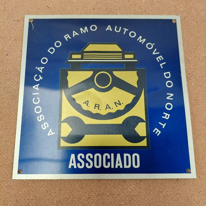 Placa de Associado 
Da Associação do Ramo Automóvel do Norte