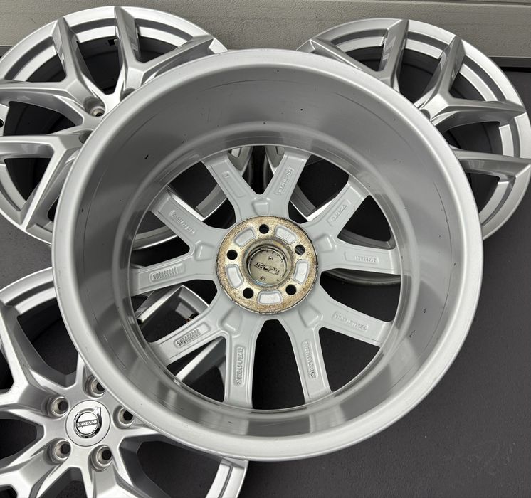 Oryginalne Felgi Volvo 5x108 S60 S90 V60 V90 XC60 7.5Jx18 ET50.5 Ford