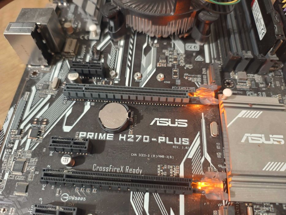 Asus H270-Plus + Pentium G4560 3.5GHz - матплата з процессором