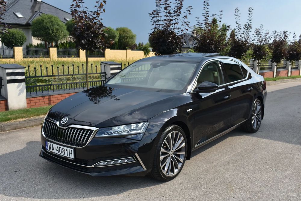 Skoda Superb 4X4 LAURIN & KLEMENT // HAK // CRYSTAL LED // SALON Polska // Jak nowa