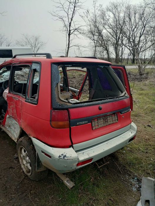 Mitsubishi Space Runner двигатель