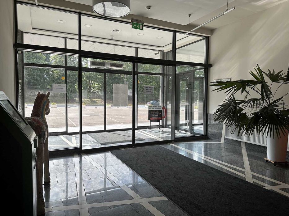 Оренда Офісу 700 м2, в БЦ Геліос, метро Берестейська, генератор