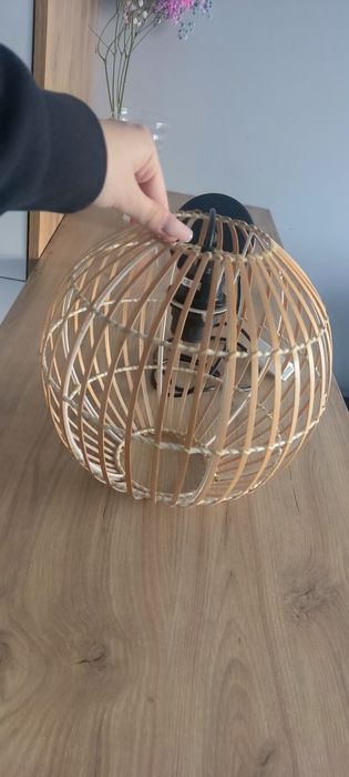 Lampa wisząca drewniana