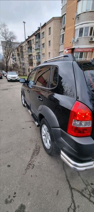 Продам своє авто Hyundai Tucson