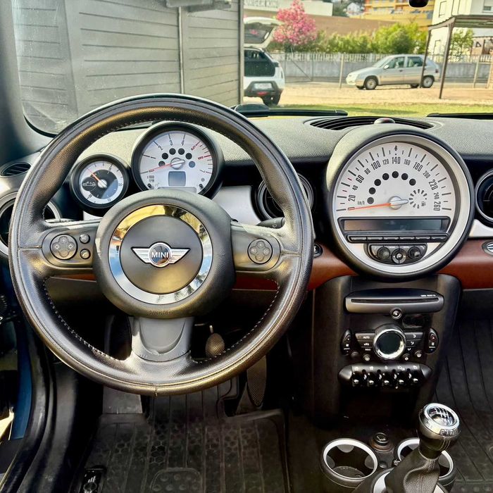 MINI Cabrio — fotografia 8