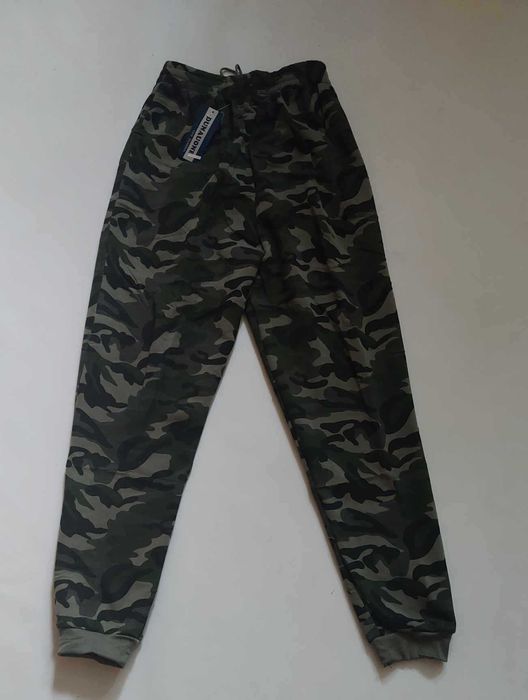 Spodnie męskie dresowe ocieplane meszkiem j moro Dunauone 4723 r. M