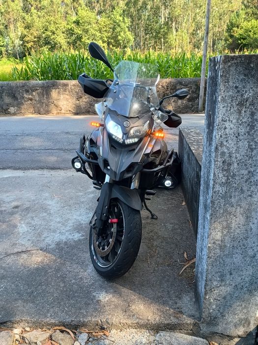 Benelli trk502 com abs