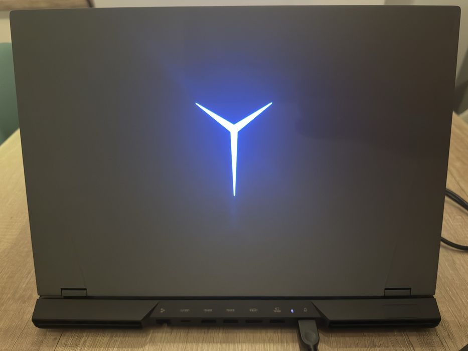 Lenovo Legion 5 Pro-16ACH6 Ryzen 7/32GB/512 RTX3050 165Hz