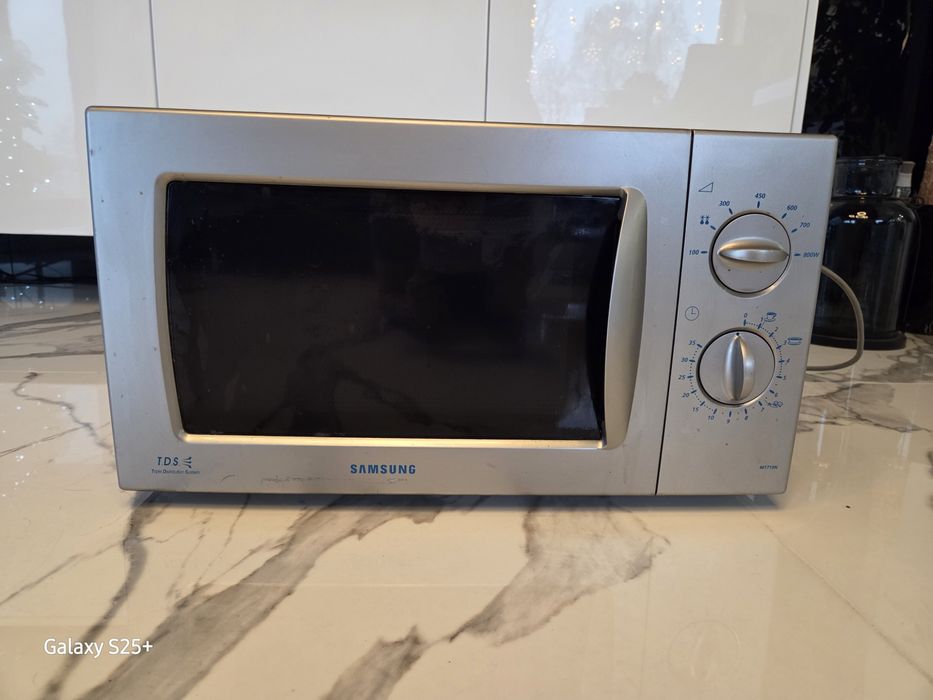 Mokrofalówka SAMSUNG