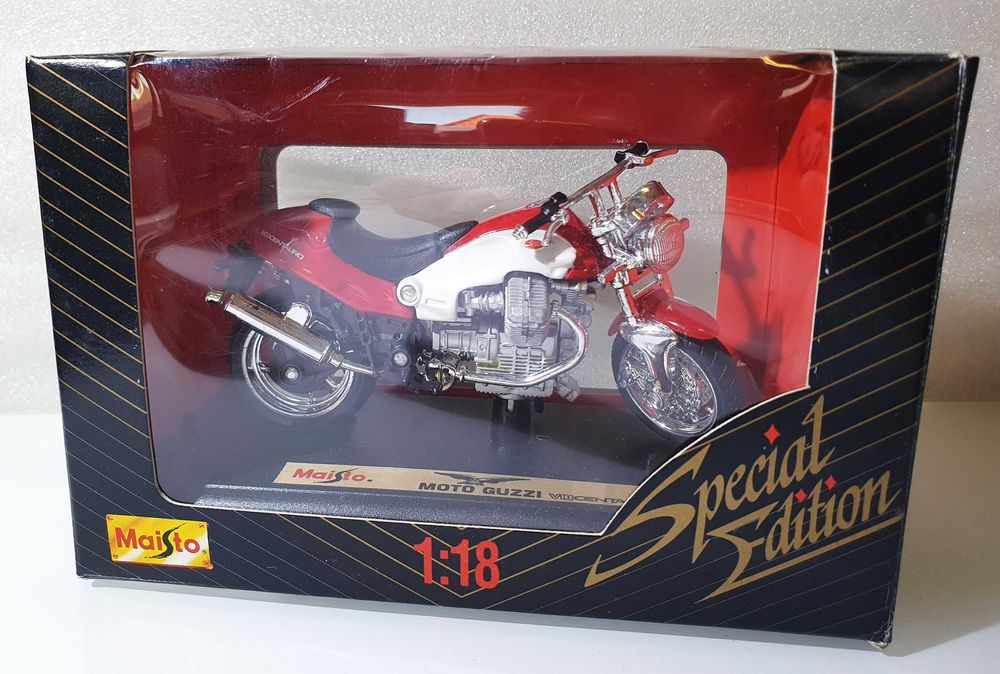 Miniatura 1/18 ~ "MOTO GUZZI V10 CENTAURO" ~ Special Edition ~ Maisto