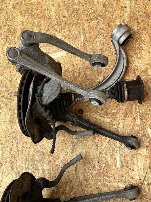 AUDI A4 S4 B8 A5 8T A6 C7 A7 4G LIFT Zwrotnica zawieszenia prawa