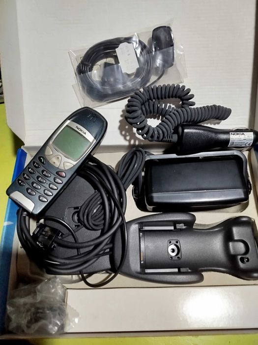 Nokia 6310 car kit mãos livres 91 novo + Nokia e carregador isqueiro.