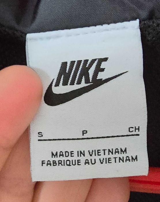 Wiatrówka Nike nowa bez metki