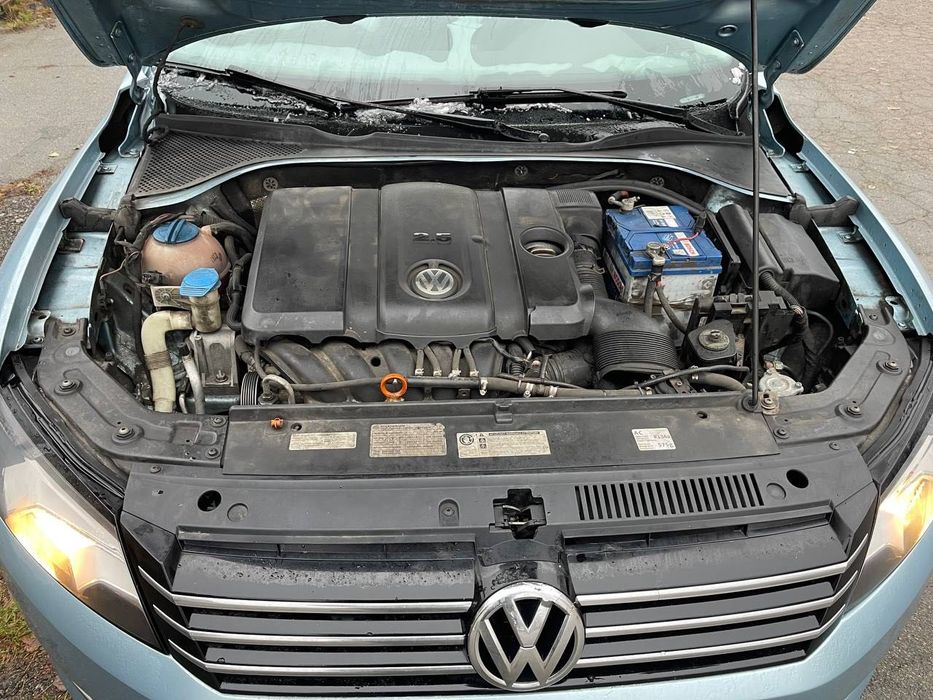 Продам Volkswagen Passat 2012