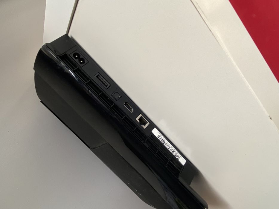 PlayStation 3 - Em bom estado