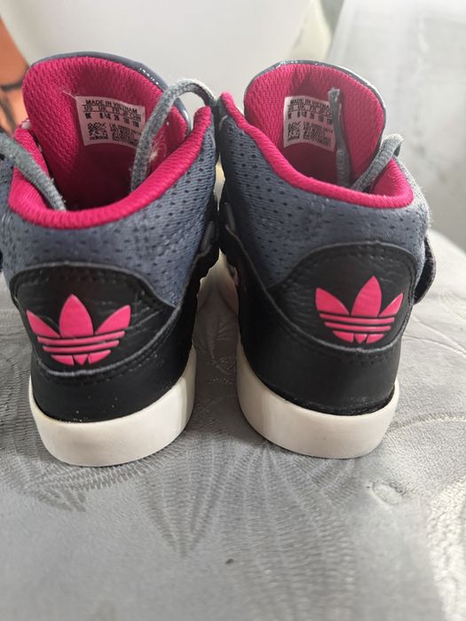 Adidas buty za kostke