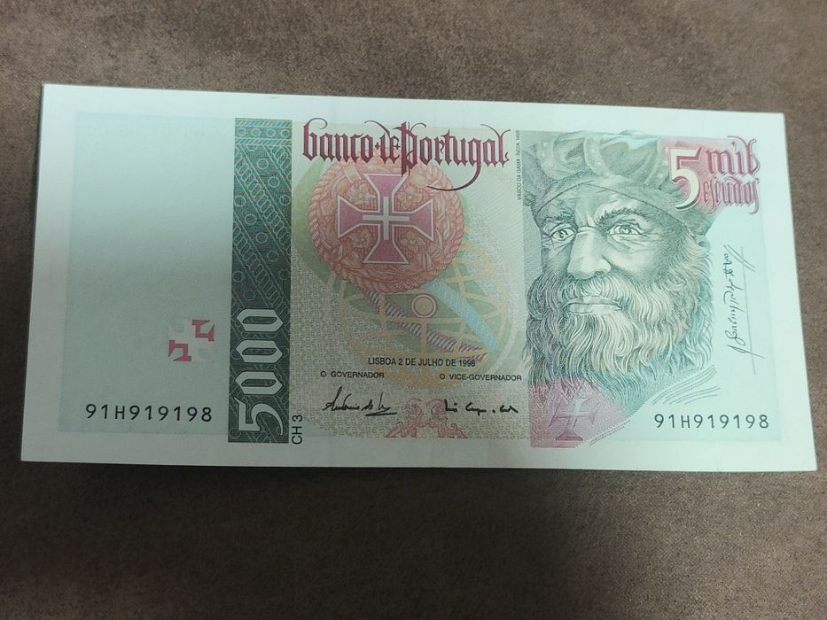 Nota de 5000 escudos
