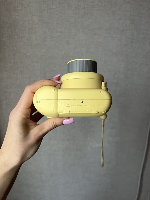 Фотоапарат instax mini 8