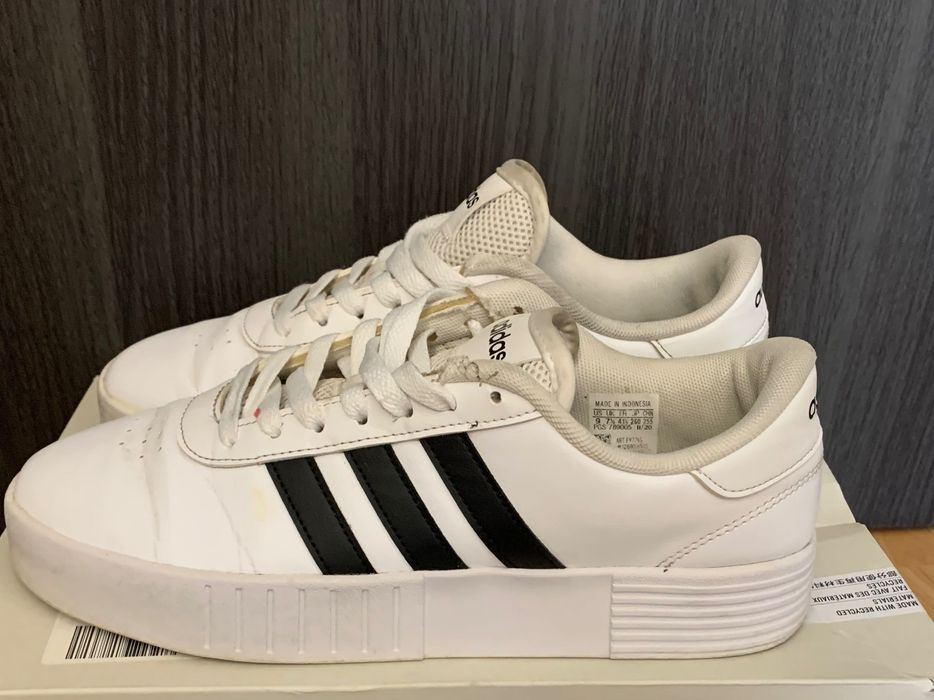 Buty Adidas rozmiar 41 1/3 białe