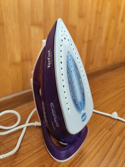 Утюг Tefal Easygliss FV3970