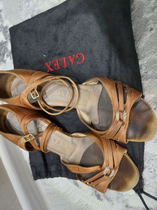 Бальные туфли 26 размер