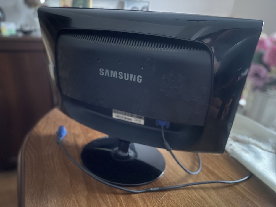 Monitor Samsung LS20 20’ cali