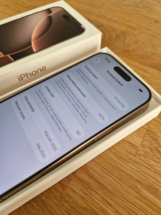 Apple iPhone 16 Pro / 128 GB / JAK NOWY / Bateria 100% / Gwarancja