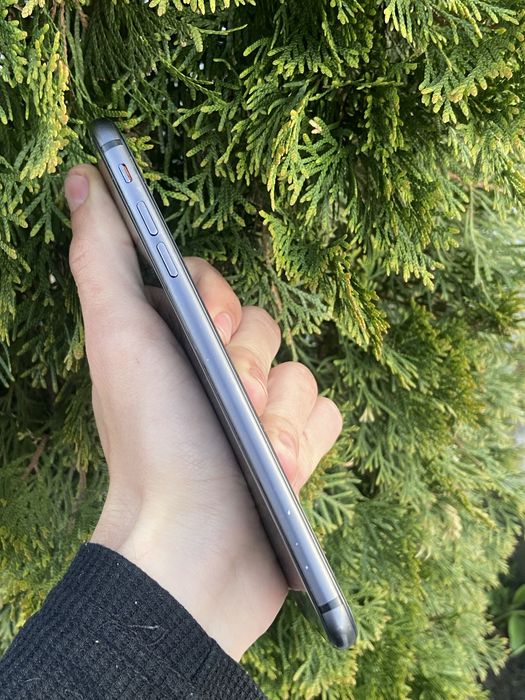 IPhone 8 Plus 64 GB + Чехол!88% Батарея