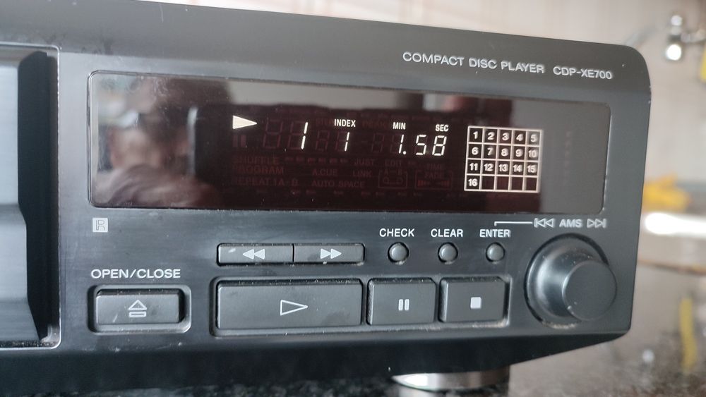 Leitor SONY CDP-XE700