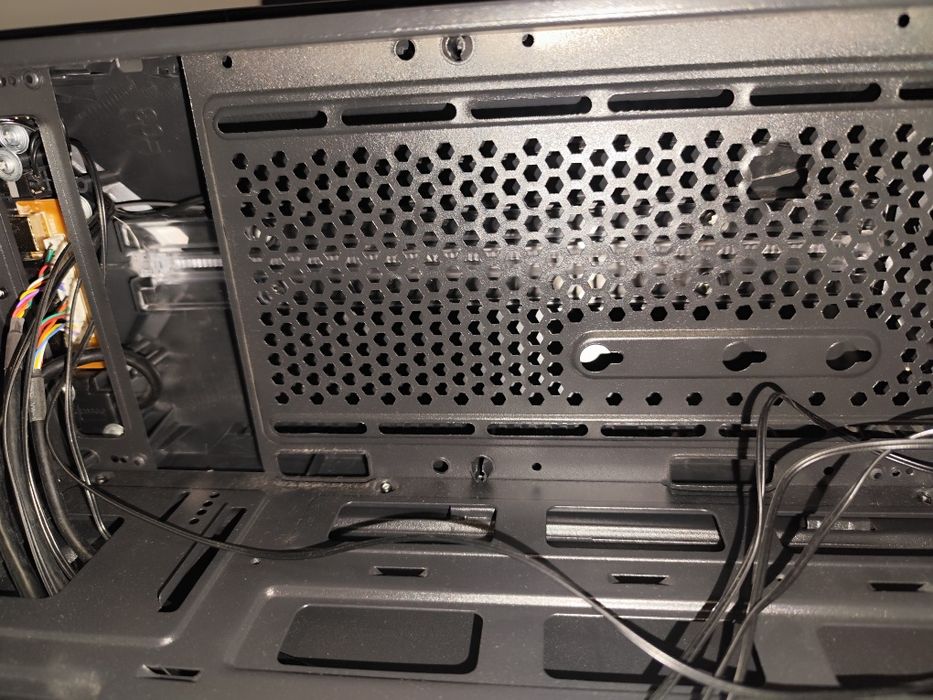 Odbudowa do komputera Krux Astro