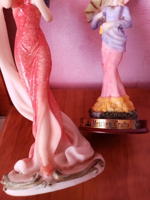 На подарок или в коллекцию.