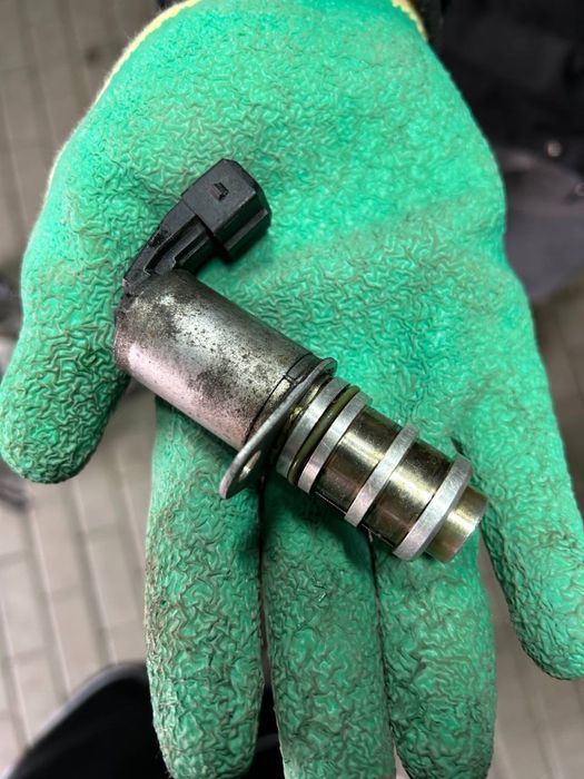 Клапан регулировки давления масла BMW n43