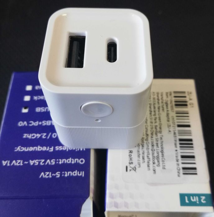 Podwójny adapter USB sterowany Zigbee kompatybilny z Philips Hue, Tuya